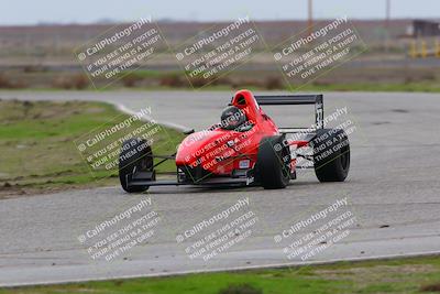 media/Jan-15-2023-CalClub SCCA (Sun) [[40bbac7715]]/Group 2/Qualifying (Sweeper)/